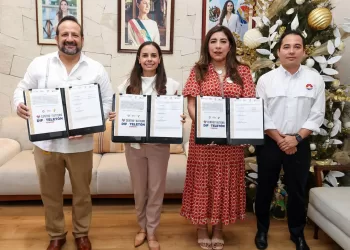 Ana Paty Peralta renueva convenio para Centro de Autismo DIF-Teletón este 2026