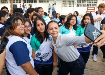 Destaca Ana Paty Peralta apoyo permanente a la educación en Cancún