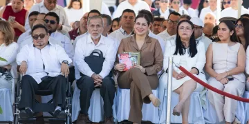 Estefanía Mercado reconoce liderazgo de Mara Lezama en aniversario 51 de la Constitución Política de Quintana Roo