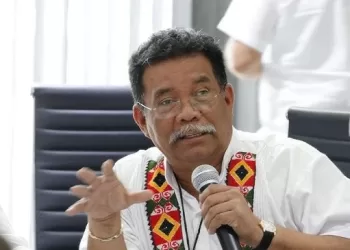 Asegura Villatoro que él no piensa jubilarse de la política