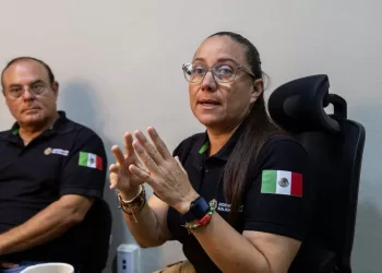 Desmantelan campamento de indigentes bajo puente de Playa del Carmen