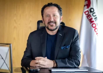 Niega dirigente de ‘Que Siga la Democracia’ ser simulación morenista