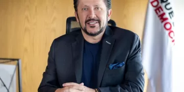 Niega dirigente de ‘Que Siga la Democracia’ ser simulación morenista