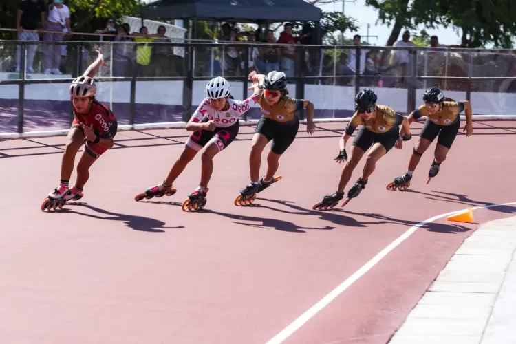 Playa del Carmen recibe el selectivo estatal de patinaje sobre ruedas