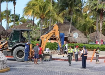 Gobierno de Isla Mujeres inicia primera etapa de obra integral en la avenida Rueda Medina