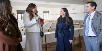 Impulsa Ana Paty Peralta turismo educativo y social con alianza académica en Madrid