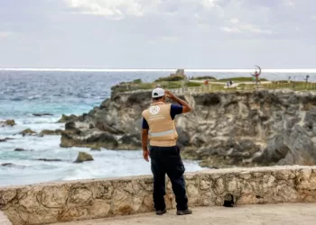 Protección Civil de Isla Mujeres refuerza acciones preventivas por la entrada del Frente Frío No. 29