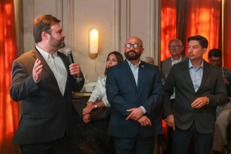 Playa del Carmen destaca como atractivo polo de inversión en la FITUR de Madrid