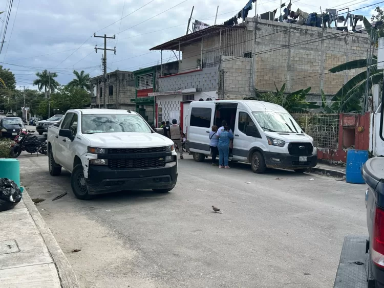 Madres buscadoras recorren anexos de Playa del Carmen, para dar con familiares
