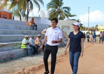Gobierno de Isla Mujeres avanza con la construcción del campo de fútbol soccer de la Salinas