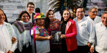 México asume la presidencia del Mundo Maya y reconocen a Quintana Roo por su turismo comunitario en FITUR