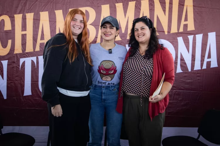 Estefanía Mercado fortalece el Día del Pueblo con su Chambamania en la colonia El Ejido