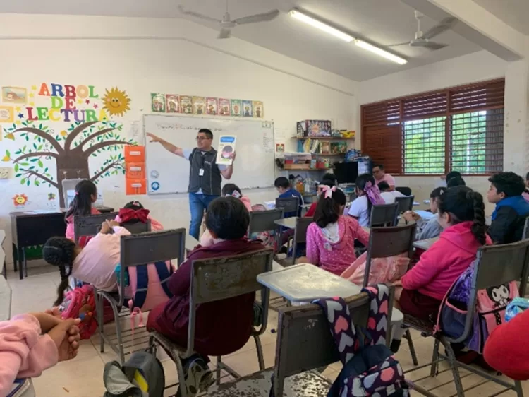 IEQROO fortalece la cultura democrática en la niñez