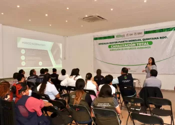 Continuará la capacitación para profesionalizar al personal del Ayuntamiento, afirma Blanca Merari