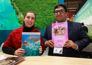 Atenea Gómez Ricalde presenta en FITUR promocional del Carnaval “Soy Isla Mujeres” 2026