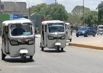 Proyectan prohibir mototaxis en la carretera a El Tintal