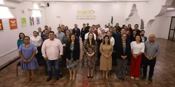 Capacitan a funcionariado del IEQROO en materia de mecanismos de participación ciudadana