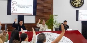 Cabildo de Playa del Carmen aprueba reglamento contra el trabajo infantil y autoriza entrega de inmuebles al DIF municipal