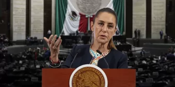 Sheinbaum pone en duda la reducción de plurinominales: ‘Hay la posibilidad de mantener 500 diputados’