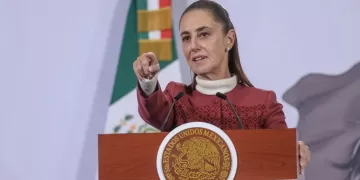 Sheinbaum en llamada con Trump: Intervención militar de EU en México “no está sobre la mesa”