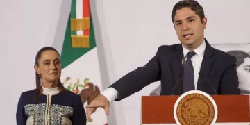 Salinas Pliego tiene esta semana para liquidar adeudo fiscal de más de 51 mil mdp: SAT