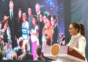 "Es un símbolo", Sheinbaum sobre la visita de reyes de España al estand de México en Feria de Turismo