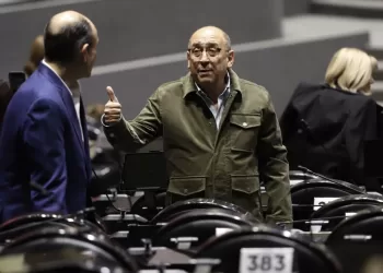 Declina Moreira a presidir grupo México-Cuba por diferencias con diputados de la 4T