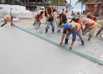 Gobierno de Atenea Gómez continúa transformando el malecón de la Rueda Medina