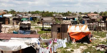 Candidatos y turismo empobrecedor