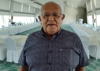 Inconstitucionales, cobros excesivos por copias certificadas o por alumbrado público