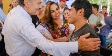 Entregan Mara Lezama e INFONAVIT 80 viviendas en Cancún como parte de la meta de 62 mil casas en Quintana Roo