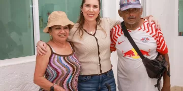 Atenea Gómez Ricalde lleva el “Miércoles con la Gente” a la Zona Continental