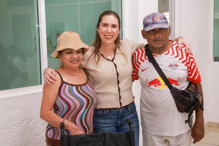 Atenea Gómez Ricalde lleva el “Miércoles con la Gente” a la Zona Continental