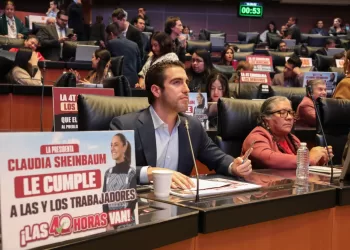 Gino Segura vota a favor de la reforma de las 40 horas