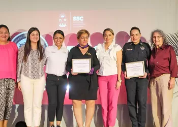 Gobierno de Estefanía Mercado fortalece la prevención de la violencia digital contra las mujeres
