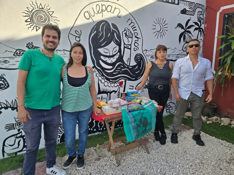 Llama a donar víveres en favor de Cuba en Playa del Carmen