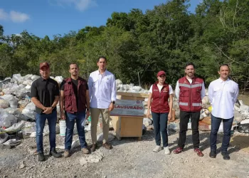 Clausura Ana Paty Peralta basurero clandestino a un costado de aeropuerto de Cancún
