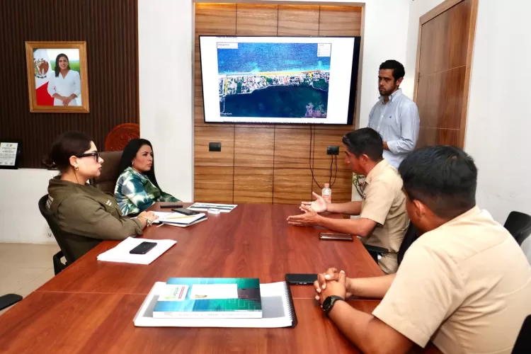 Refuerzan estrategia 2026 contra el sargazo en Puerto Morelos