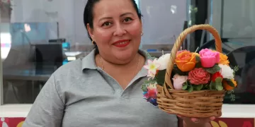 Atenea Gómez promueve cursos de capacitación para fortalecer el autoempleo