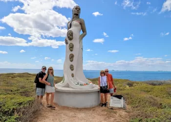 Carnaval Isla Mujeres 2026 deja derrama económica histórica y ocupación hotelera del 99%