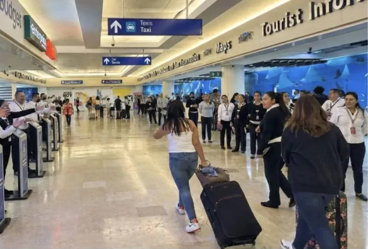 Mal tiempo y violencia cancela vuelos a Cancún