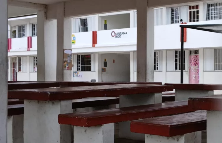 Predomina la inasistencia escolar en Playa del Carmen y Cancún