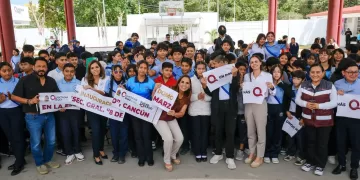 Cumple Mara Lezama y entrega nuevo domo a la Secundaria General “8 de Marzo” en Cancún