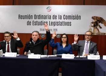 Aprueban en comisiones del Senado iniciativa de Mayuli Martínez para frenar el acoso telefónico comercial