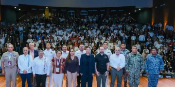 Mara Lezama inaugura en Playa del Carmen congreso estratégico internacional para fortalecer la protección civil y la gestión de riesgos