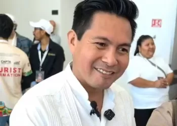 Rescatan área verde invadida en Playa del Carmen y será parque para mascotas: Agustín Aguilar