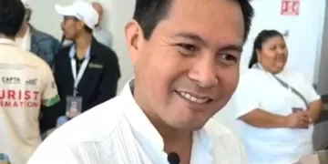 Rescatan área verde invadida en Playa del Carmen y será parque para mascotas: Agustín Aguilar