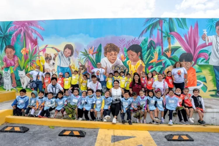 Atenea Gómez Ricalde promueve el cuidado de las mascotas entre la niñez isleña 