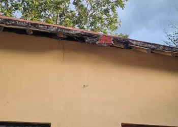 En riesgo de colapso, techo de jardín de niños en Playa del Carmen