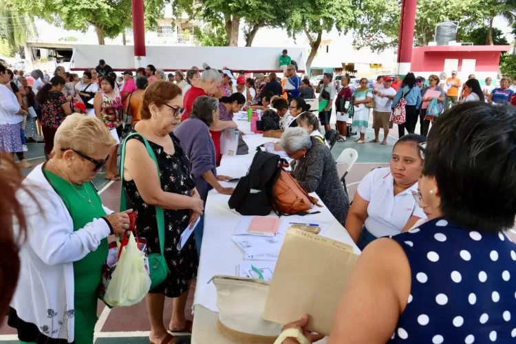 Acerca DIF Puerto Morelos servicios y apoyos con primera feria de servicios integrales para la familia “Abrazando Corazones”
